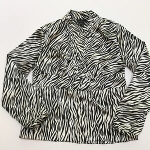 Rafaella size 14 silky black & white v-neck long sleeve blouse plus size top